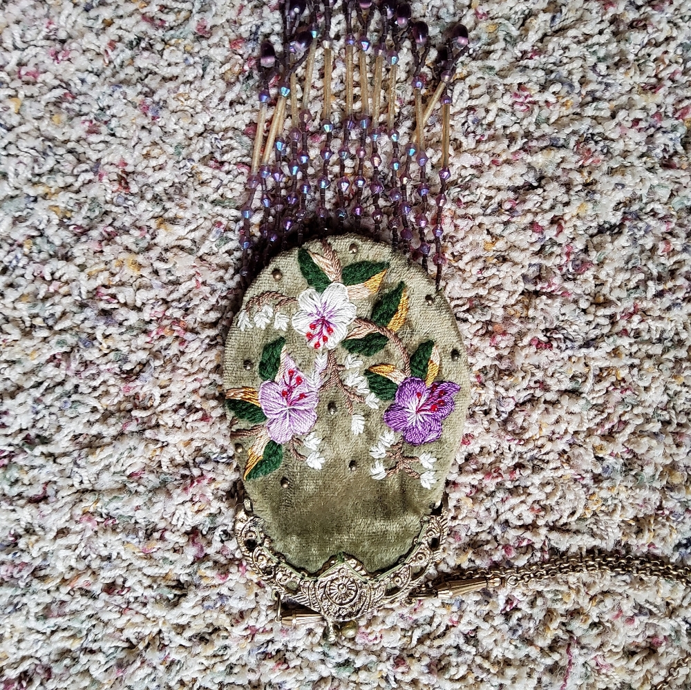 Vintage purse